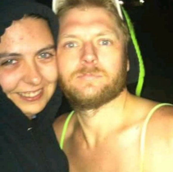 Meet your Posher, Heather - Picture 2 of 4